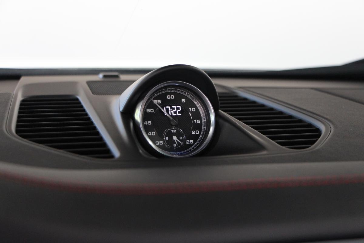 Porsche 911 - Photo 19