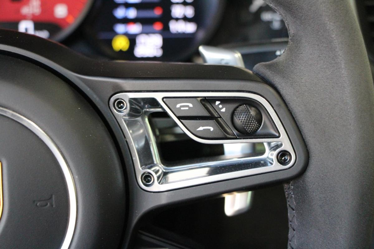 Porsche 911 - Photo 20