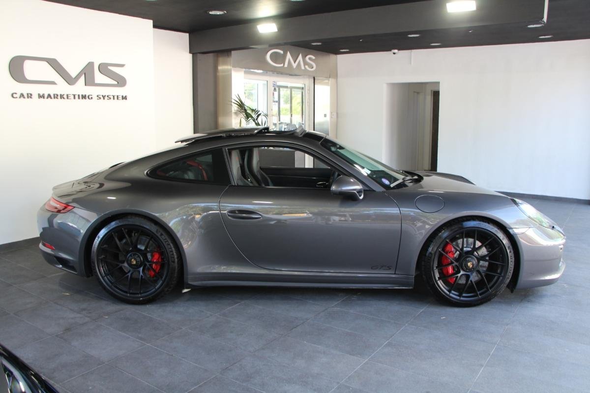 Porsche 911 - Photo 3