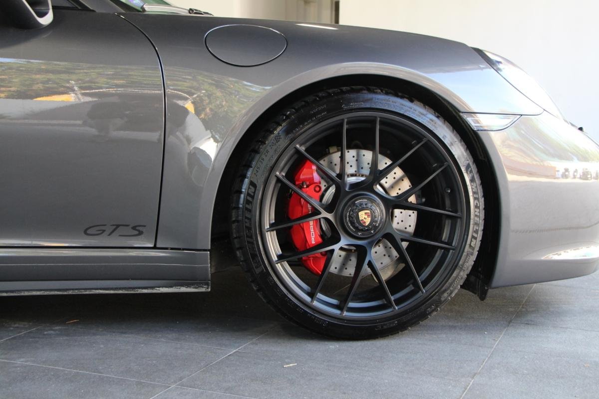 Porsche 911 - Photo 4