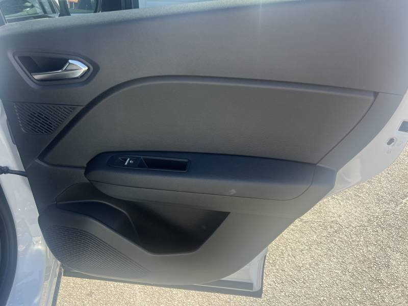 Renault Captur - Photo 18