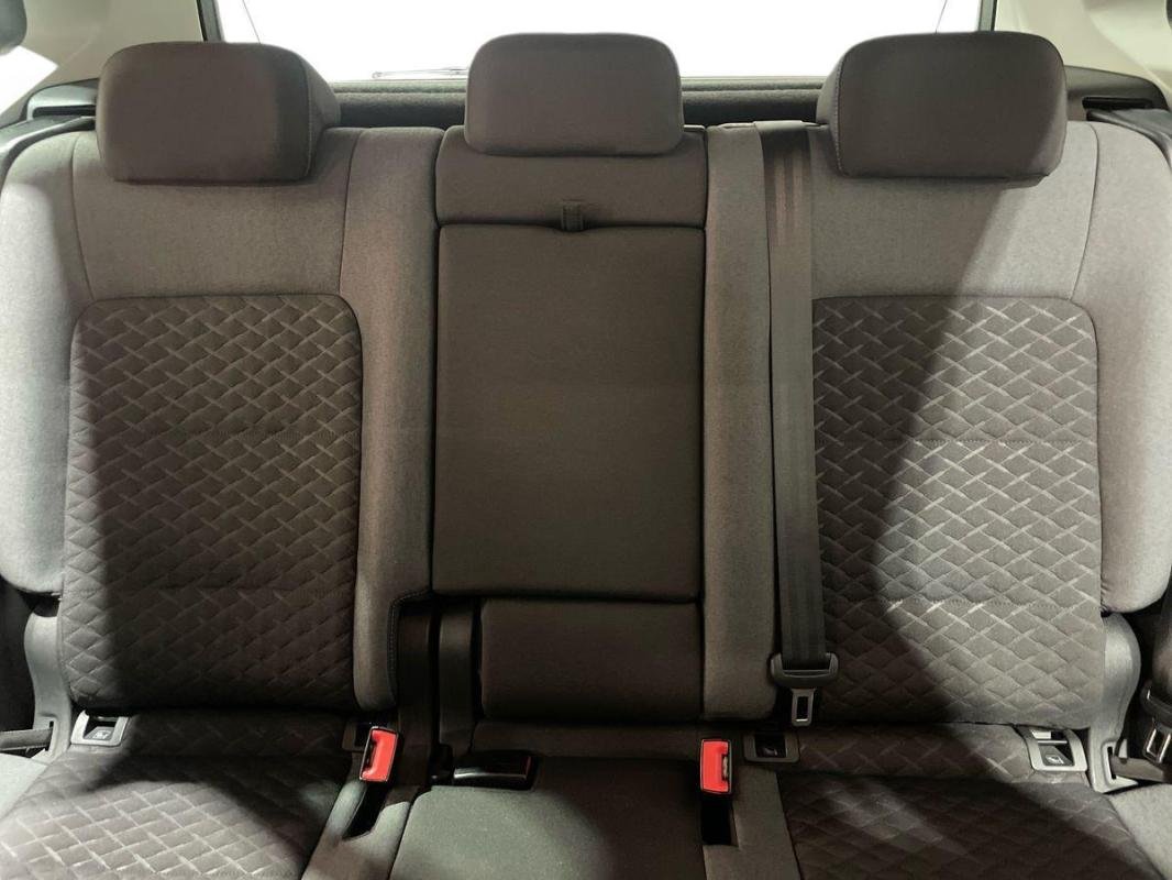 Volkswagen Golf Sportsvan - Photo 22