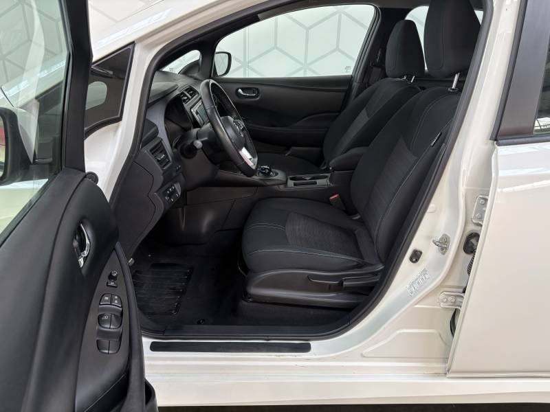 Nissan Leaf - Photo 7