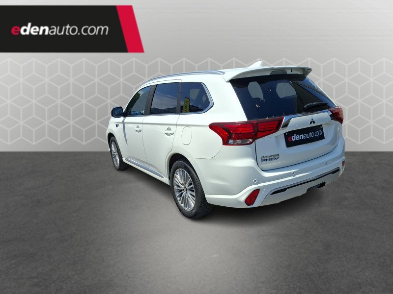 Mitsubishi Outlander - Photo 3