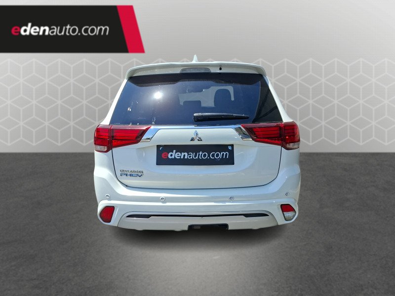 Mitsubishi Outlander - Photo 4