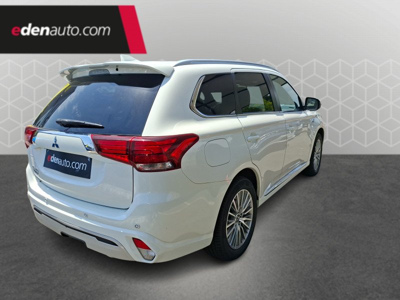 Mitsubishi Outlander - Photo 5
