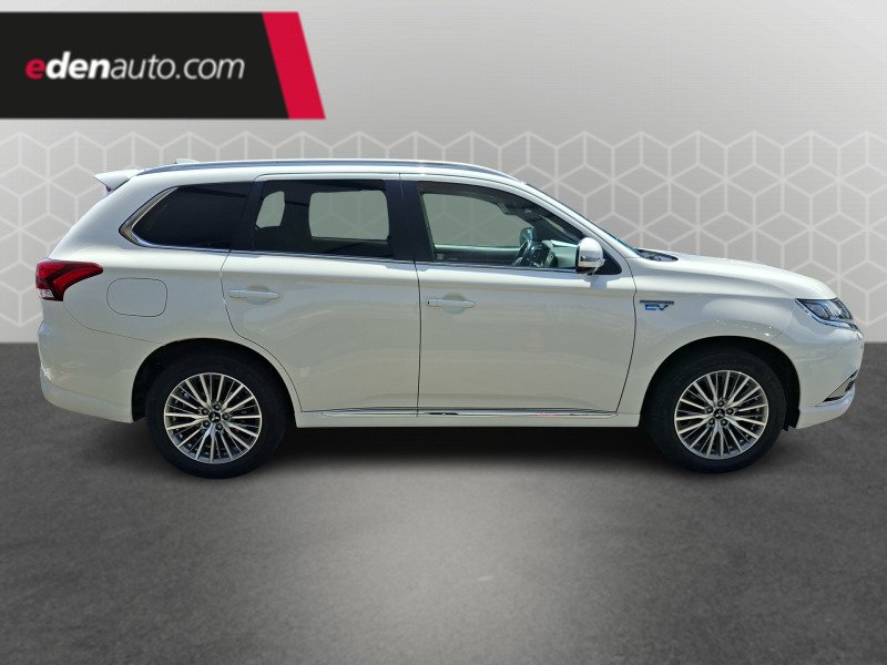 Mitsubishi Outlander - Photo 6