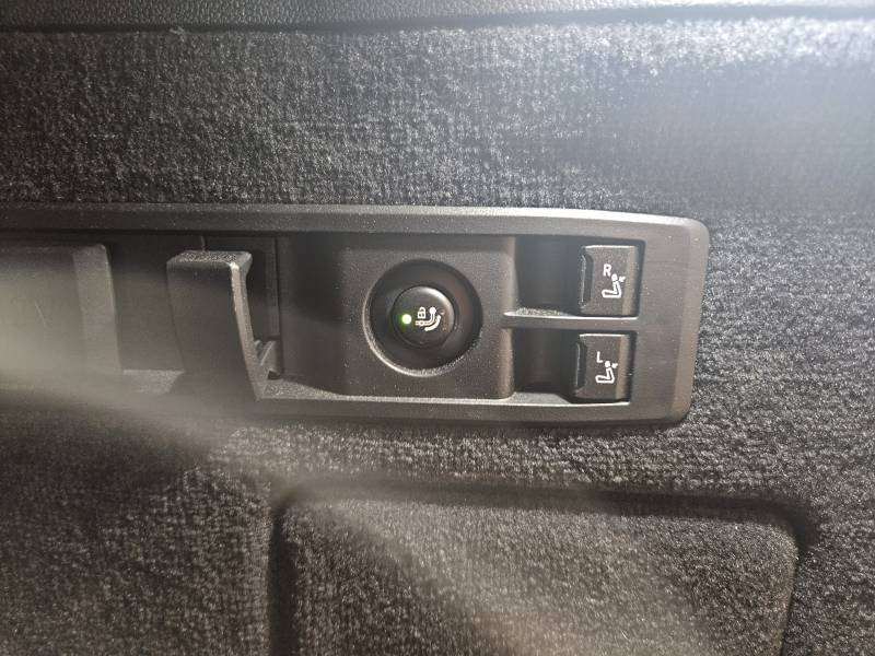 BMW ix - Photo 18