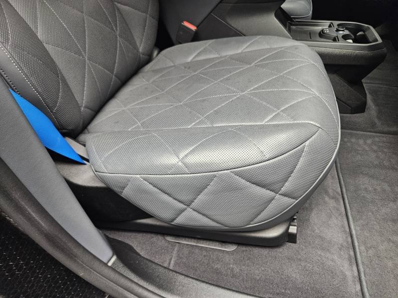 BMW ix - Photo 24