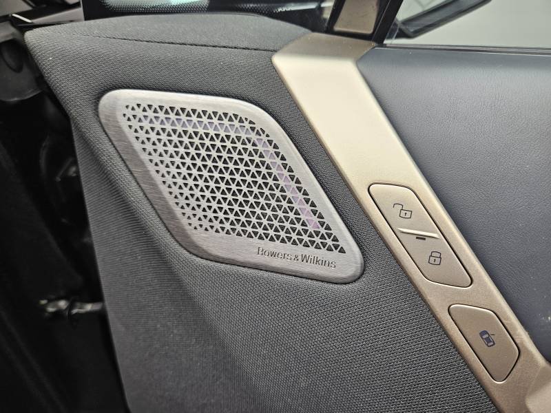 BMW ix - Photo 27