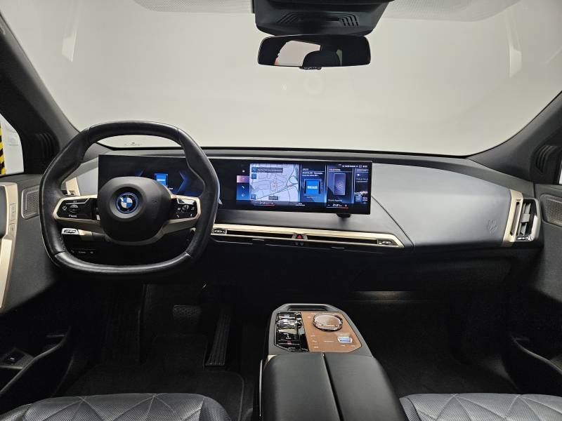 BMW ix - Photo 32