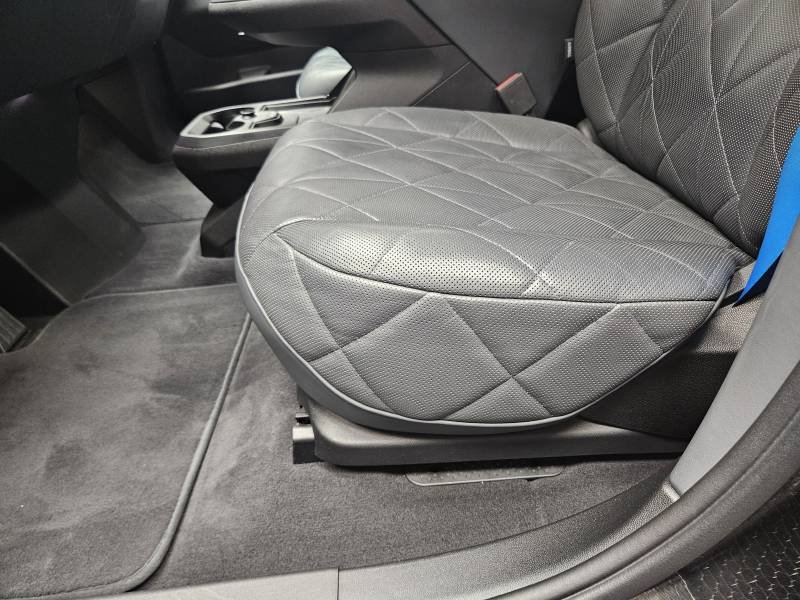 BMW ix - Photo 37