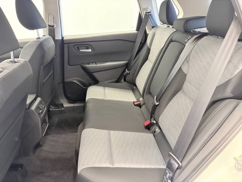 Nissan X-Trail - Photo 15