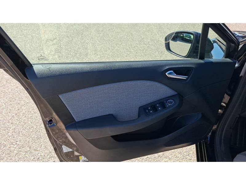 Renault Clio - Photo 22