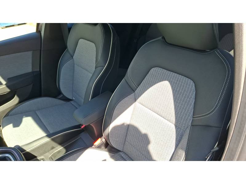 Renault Clio - Photo 25