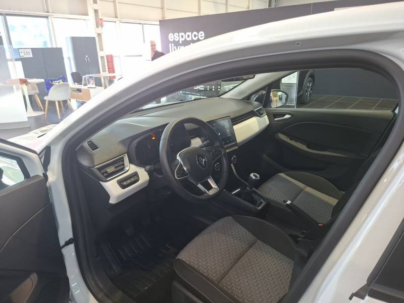 Renault Clio - Photo 13