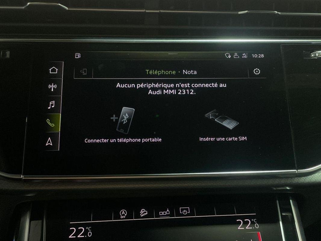 Audi RS Q8 - Photo 17