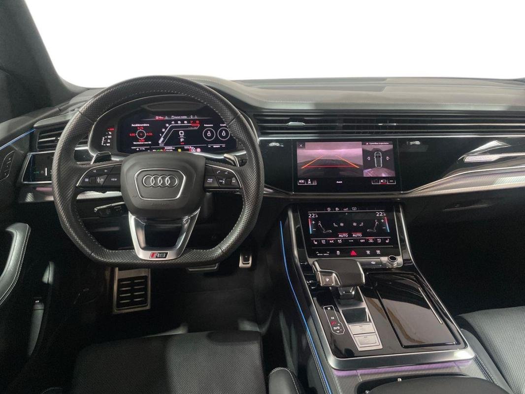 Audi RS Q8 - Photo 24