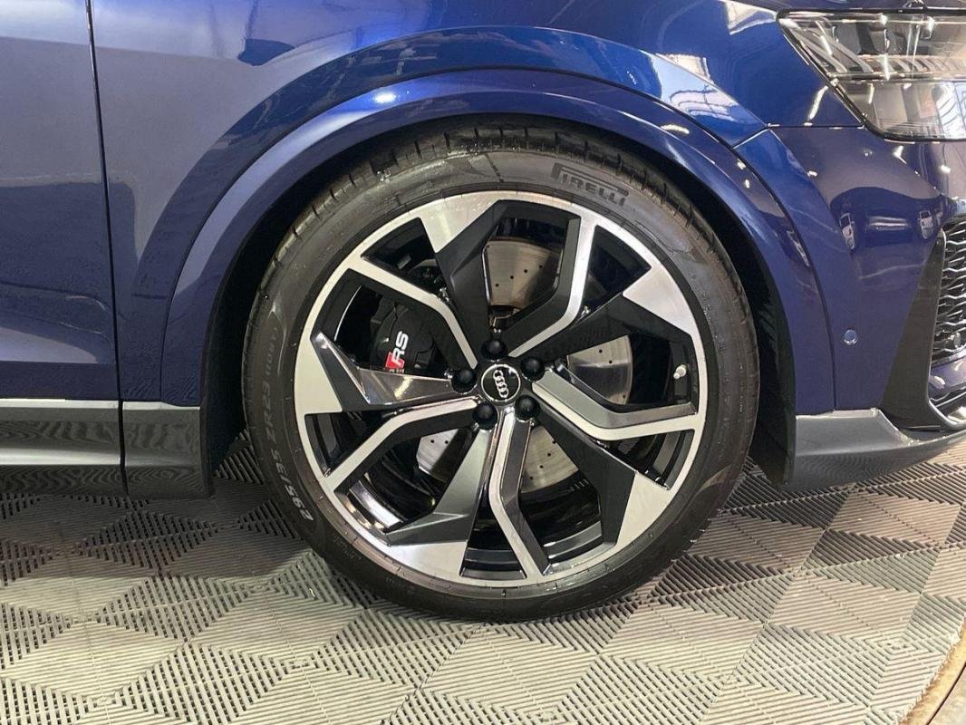 Audi RS Q8 - Photo 29