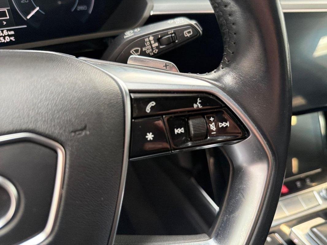 Audi e-tron - Photo 20