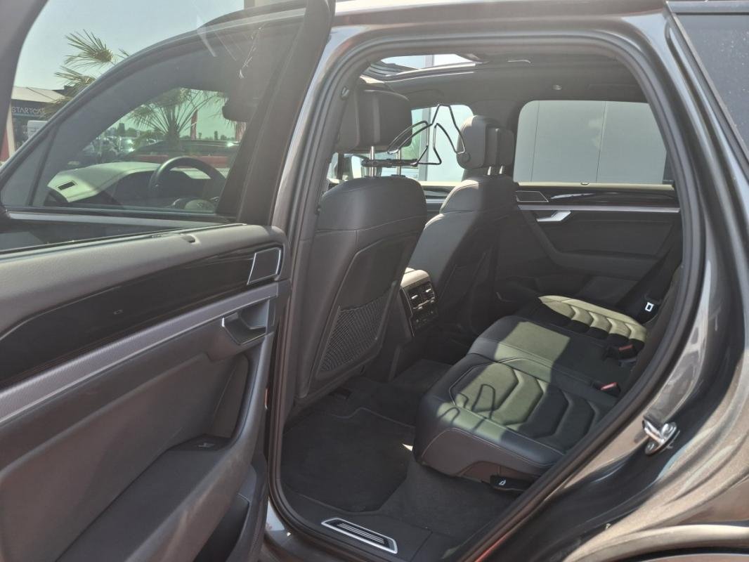 Volkswagen Touareg - Photo 12