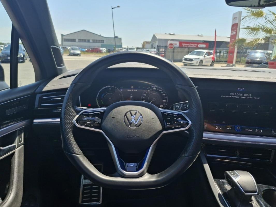 Volkswagen Touareg - Photo 17