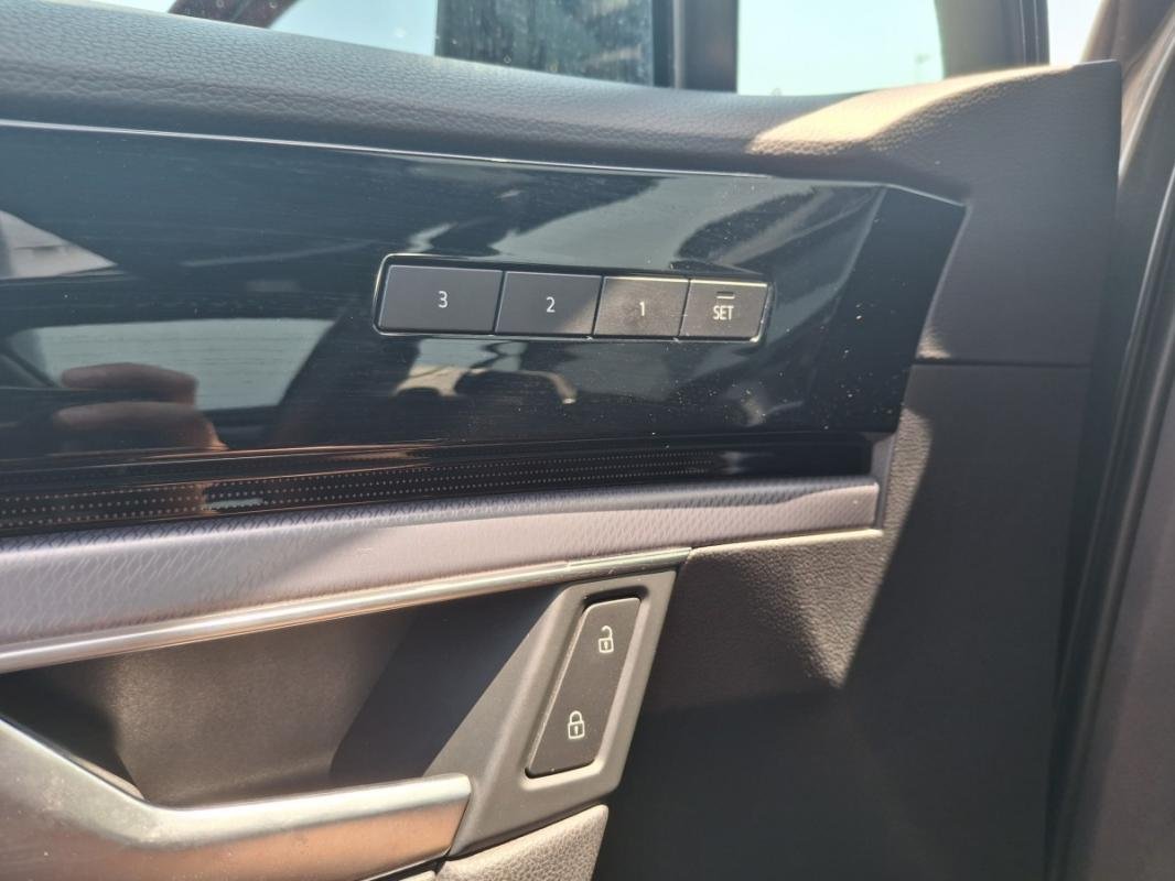 Volkswagen Touareg - Photo 28