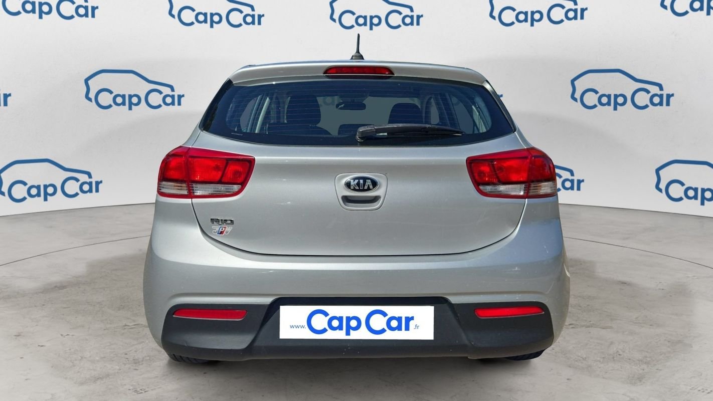 Kia Rio - Photo 3