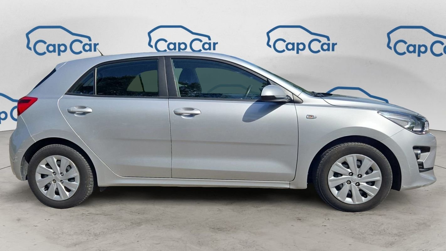 Kia Rio - Photo 4