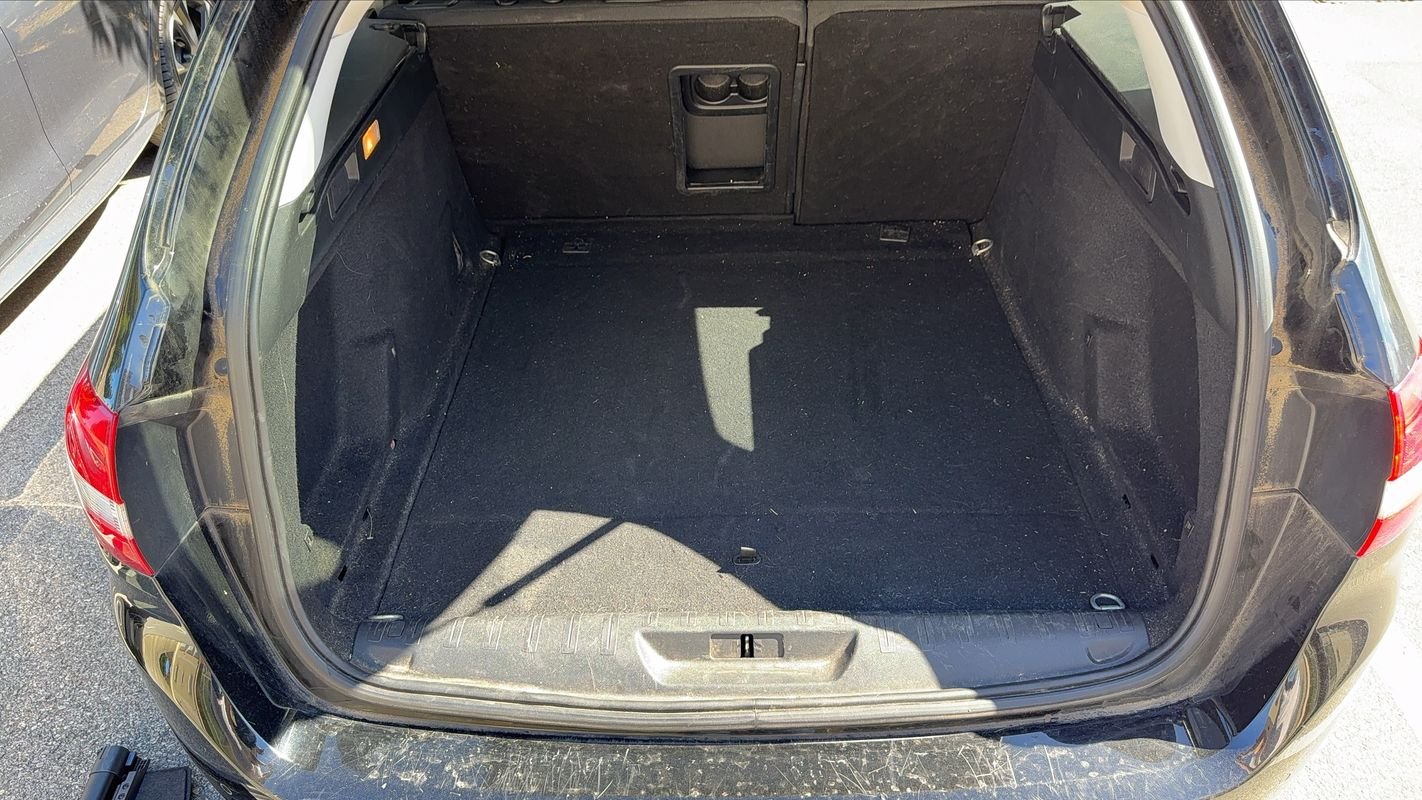 Peugeot 308 SW - Photo 14
