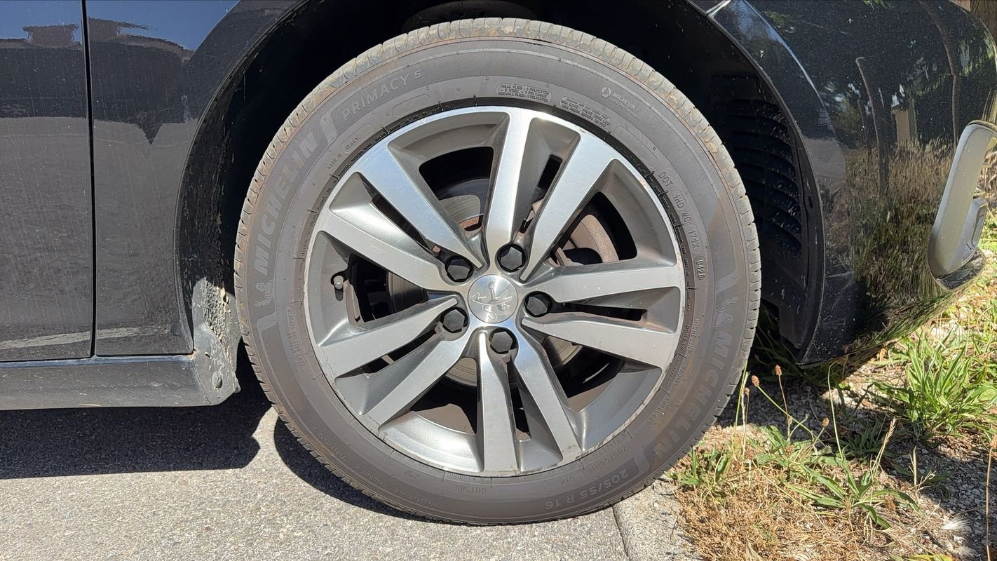 Peugeot 308 SW - Photo 17