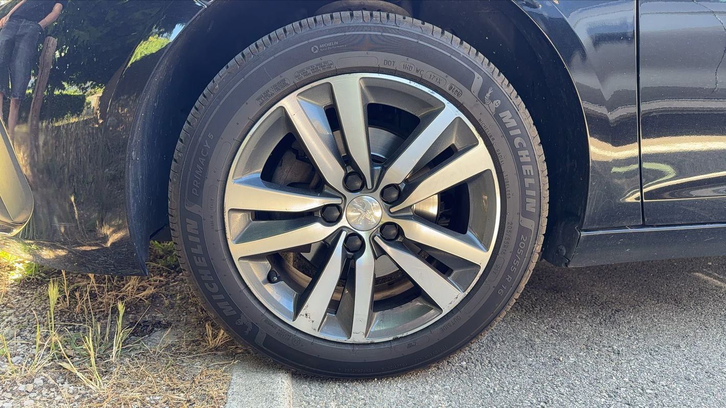 Peugeot 308 SW - Photo 18