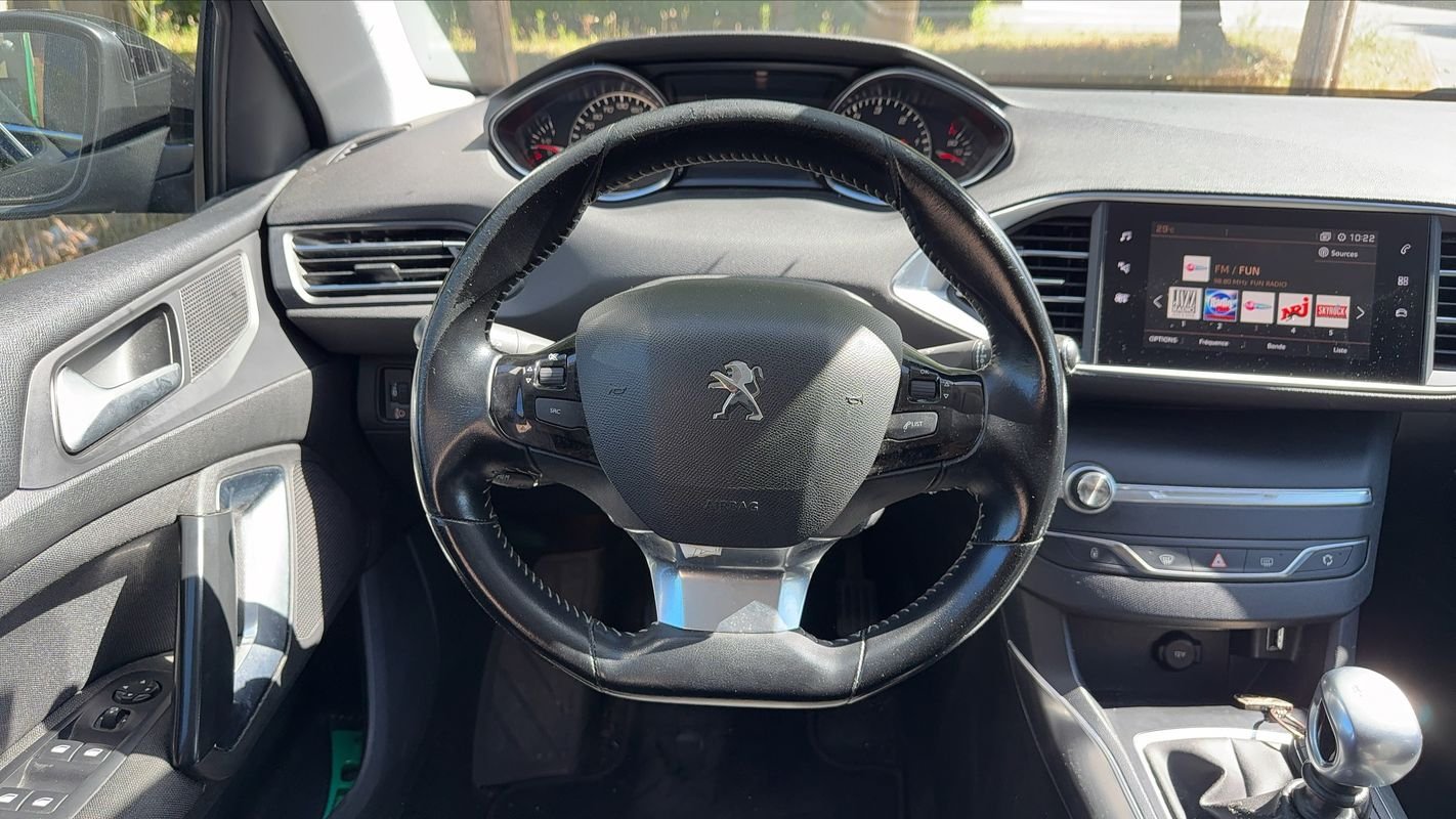 Peugeot 308 SW - Photo 23