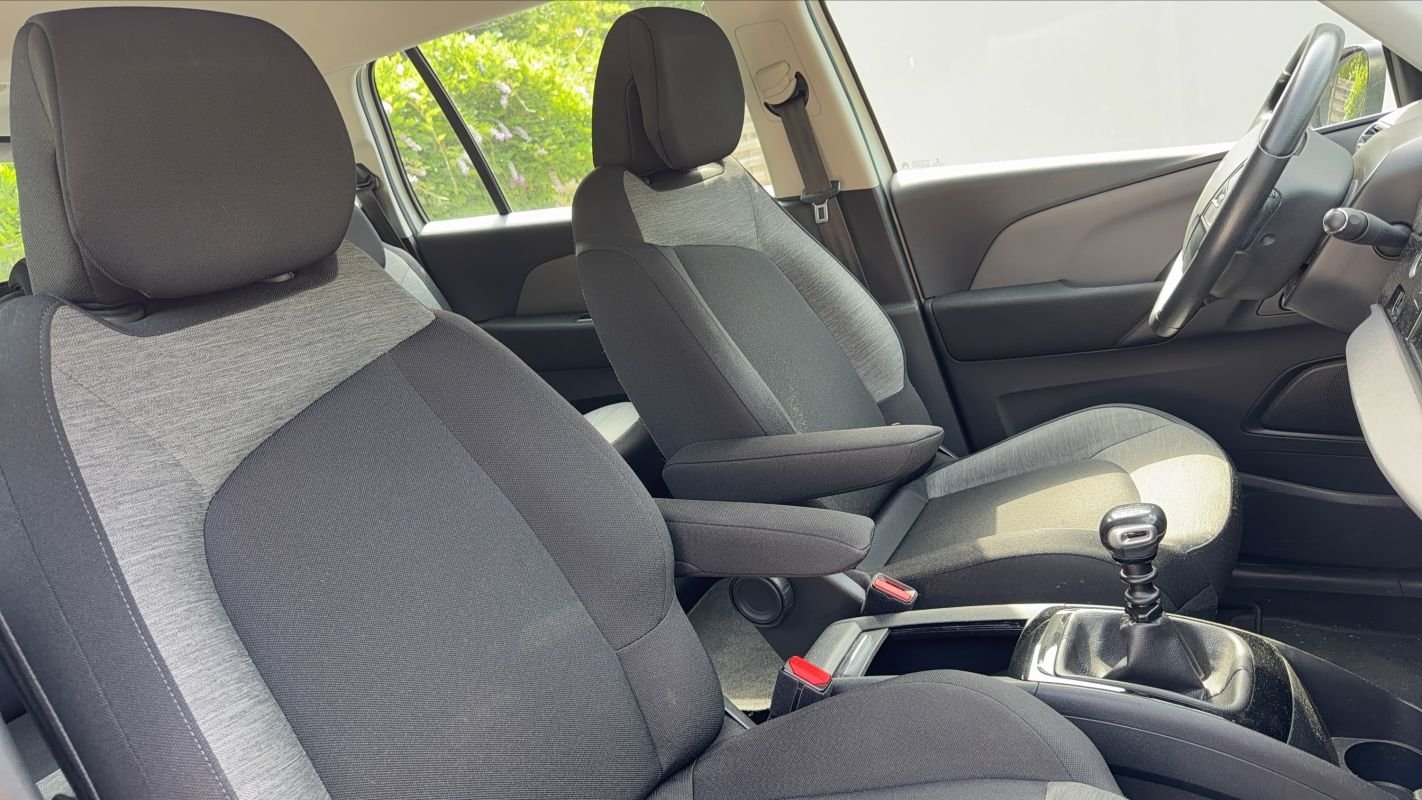 Citroën c4 spacetourer - Photo 27