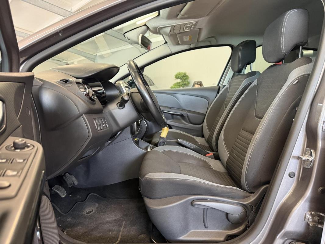 Renault Clio - Photo 11