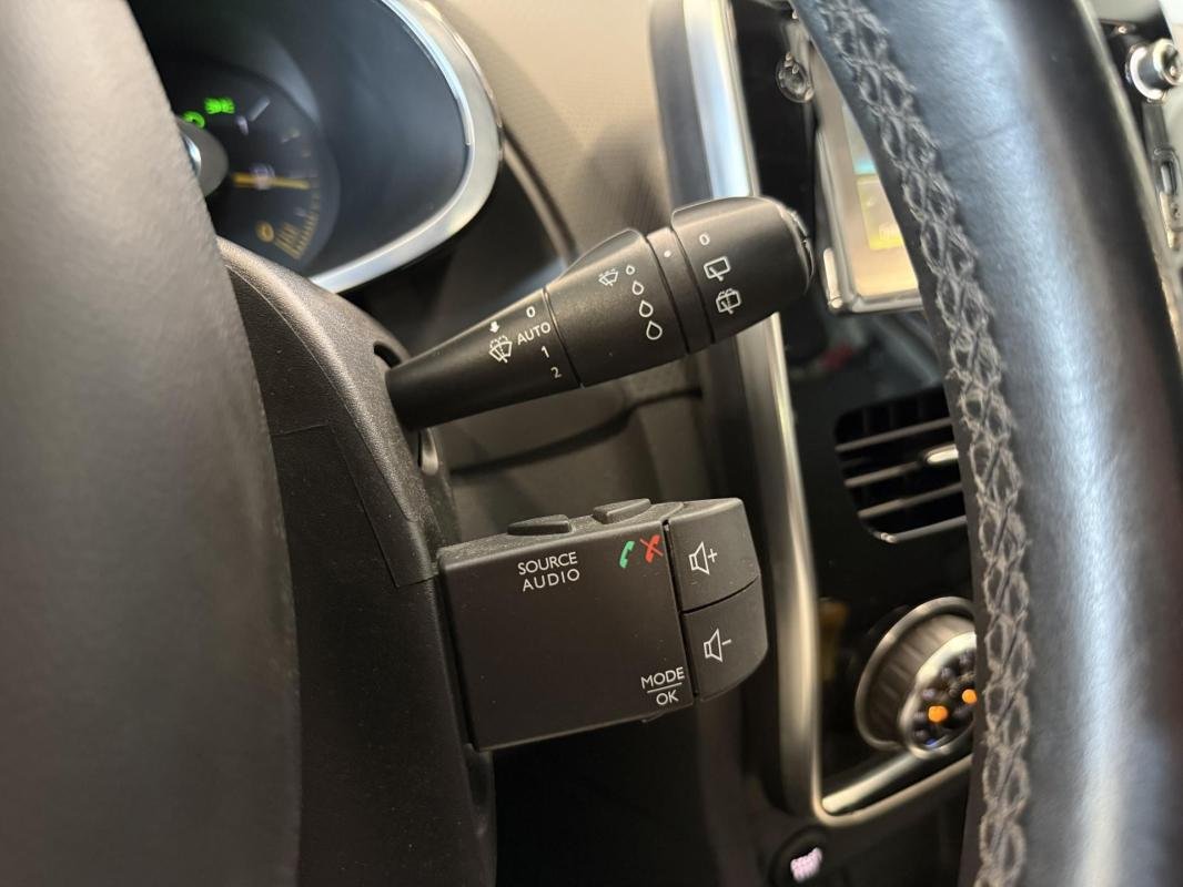 Renault Clio - Photo 15
