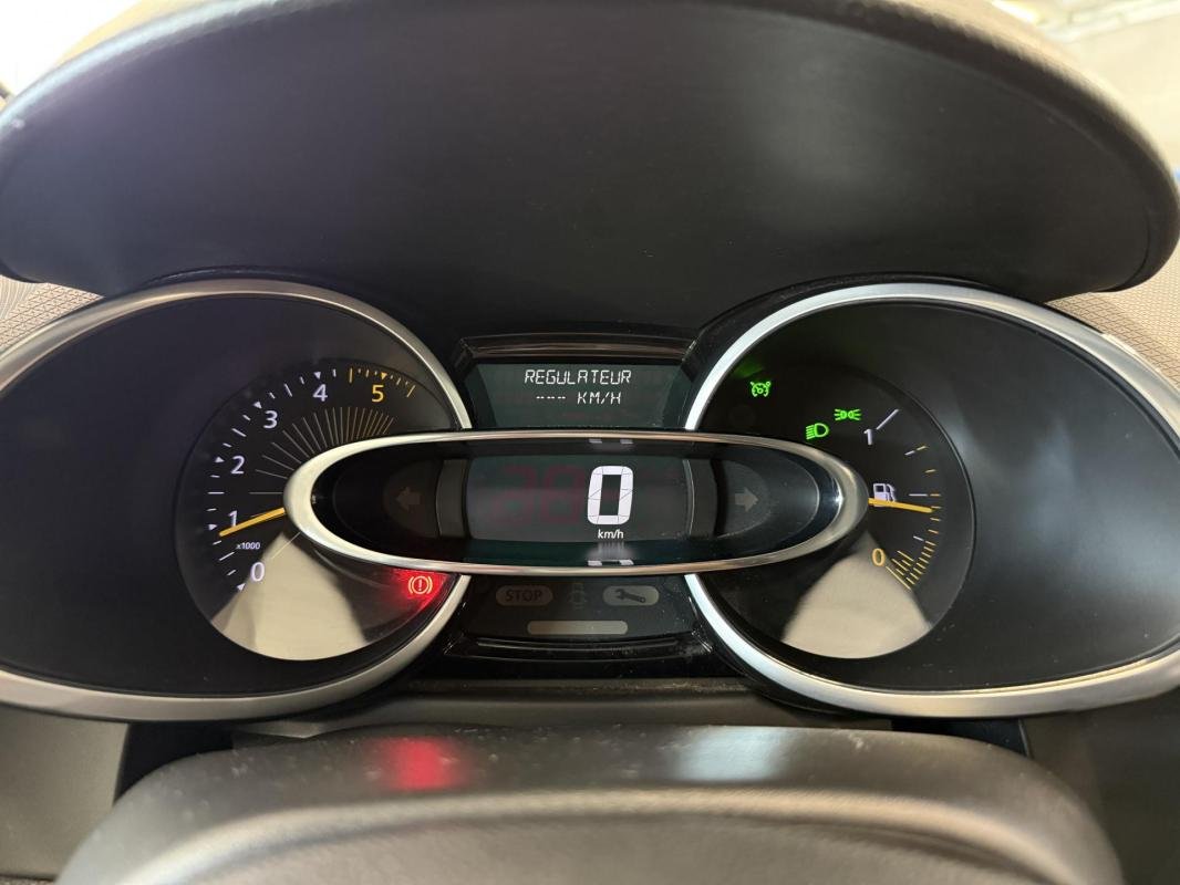 Renault Clio - Photo 16