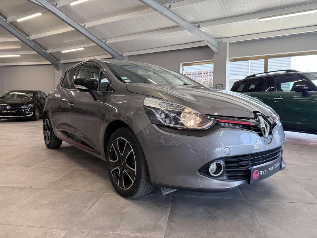 Renault Clio - Photo 2