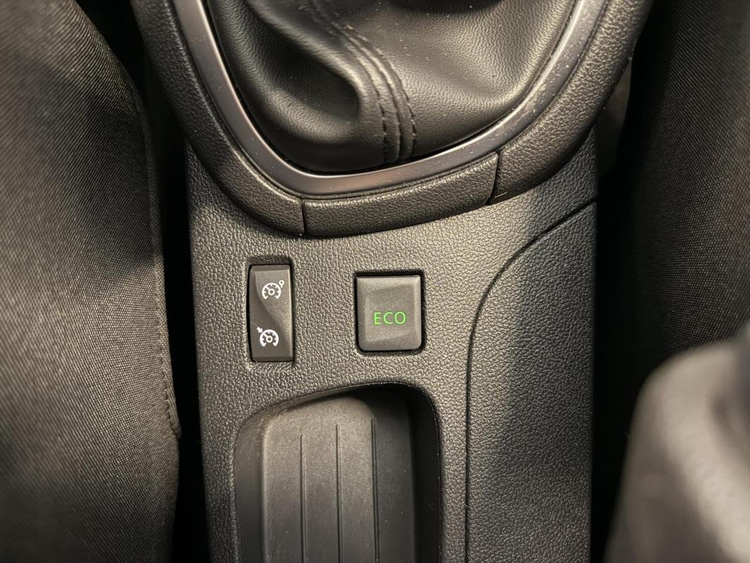 Renault Clio - Photo 24