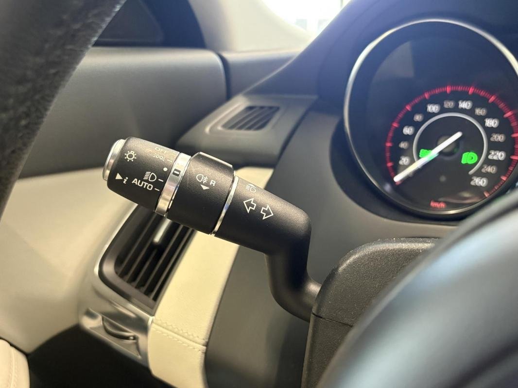 Jaguar E-PACE - Photo 19