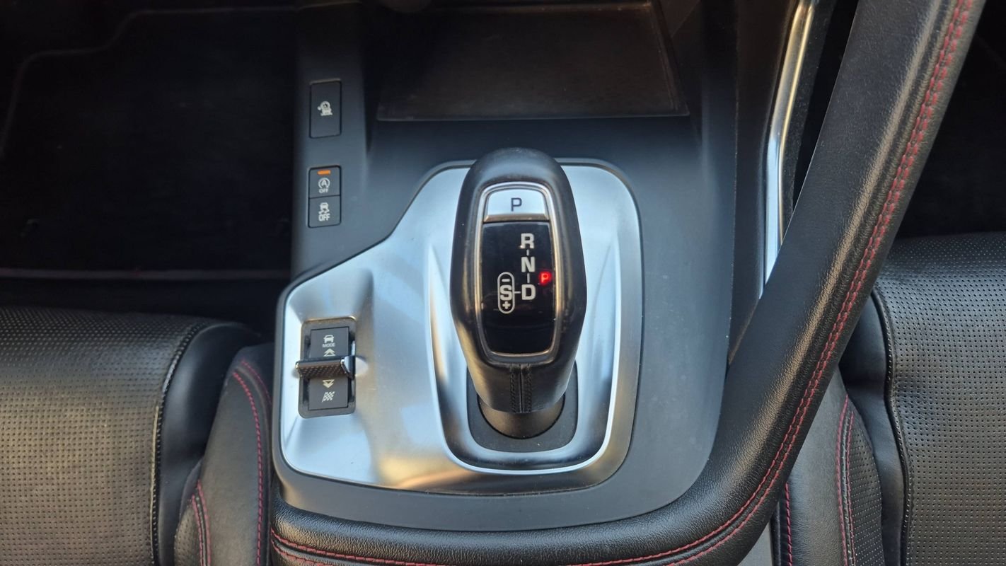 Jaguar E-PACE - Photo 28