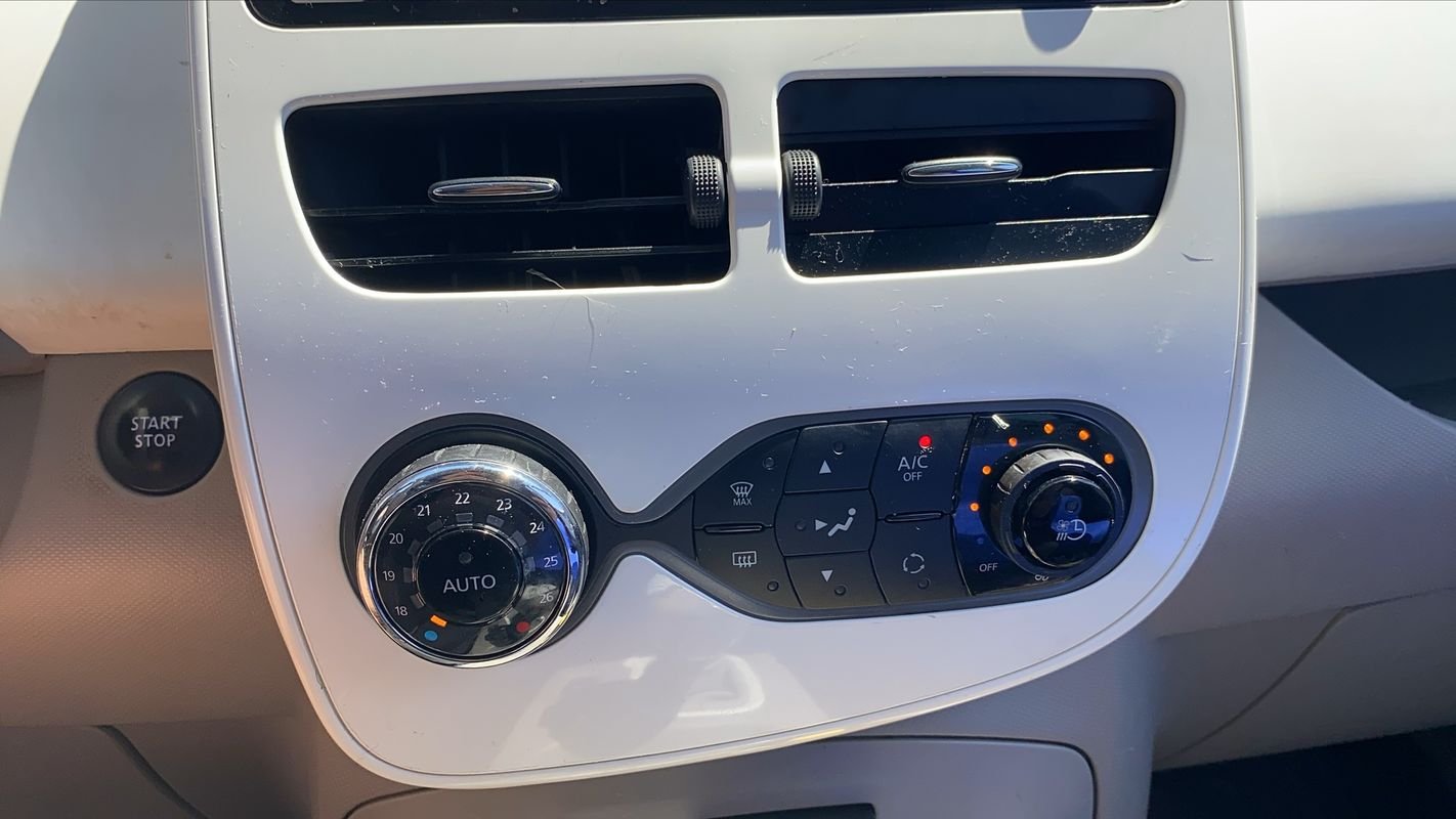 Renault Zoe - Photo 13