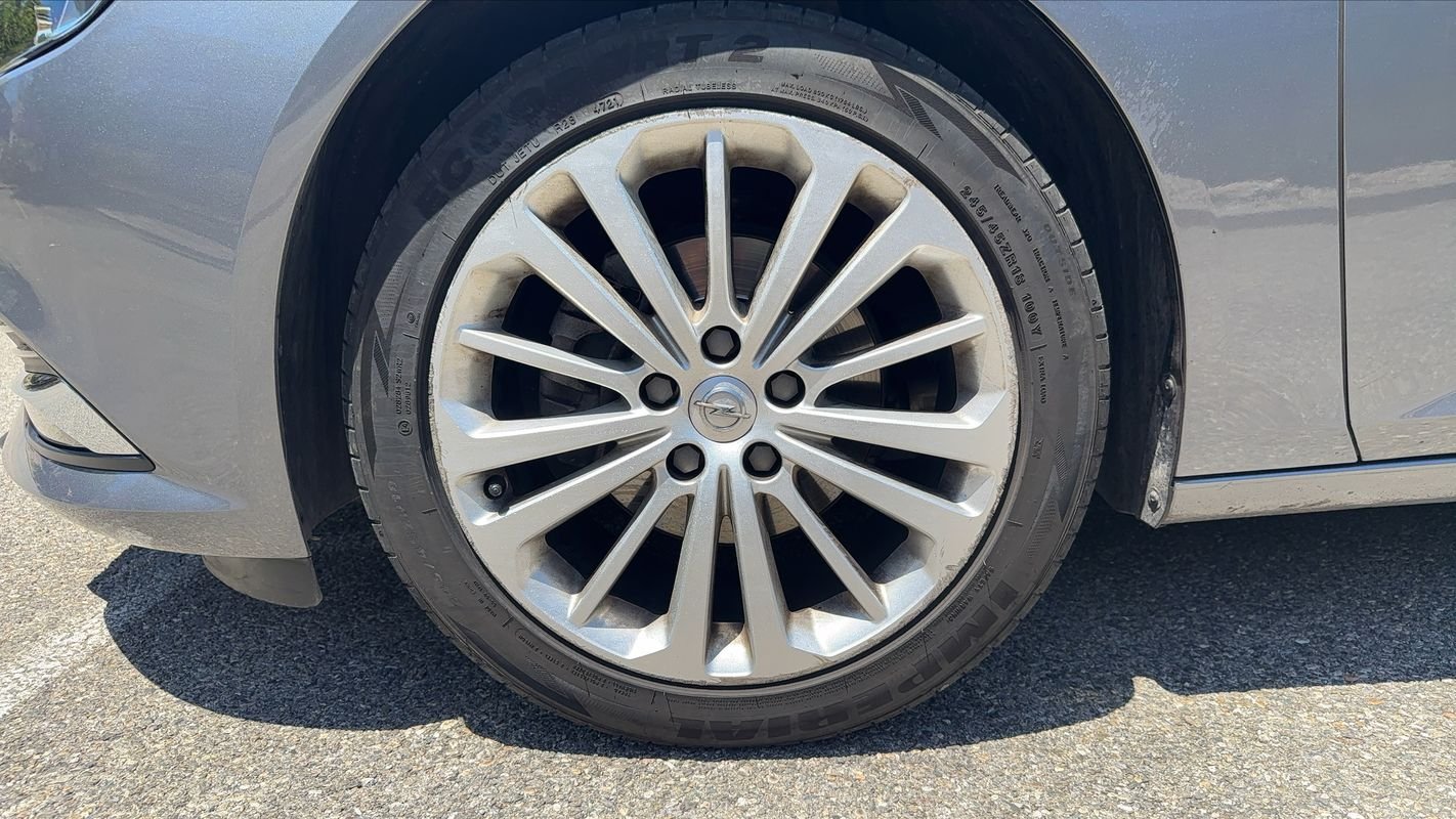 Opel Insignia Sports Tourer - Photo 18