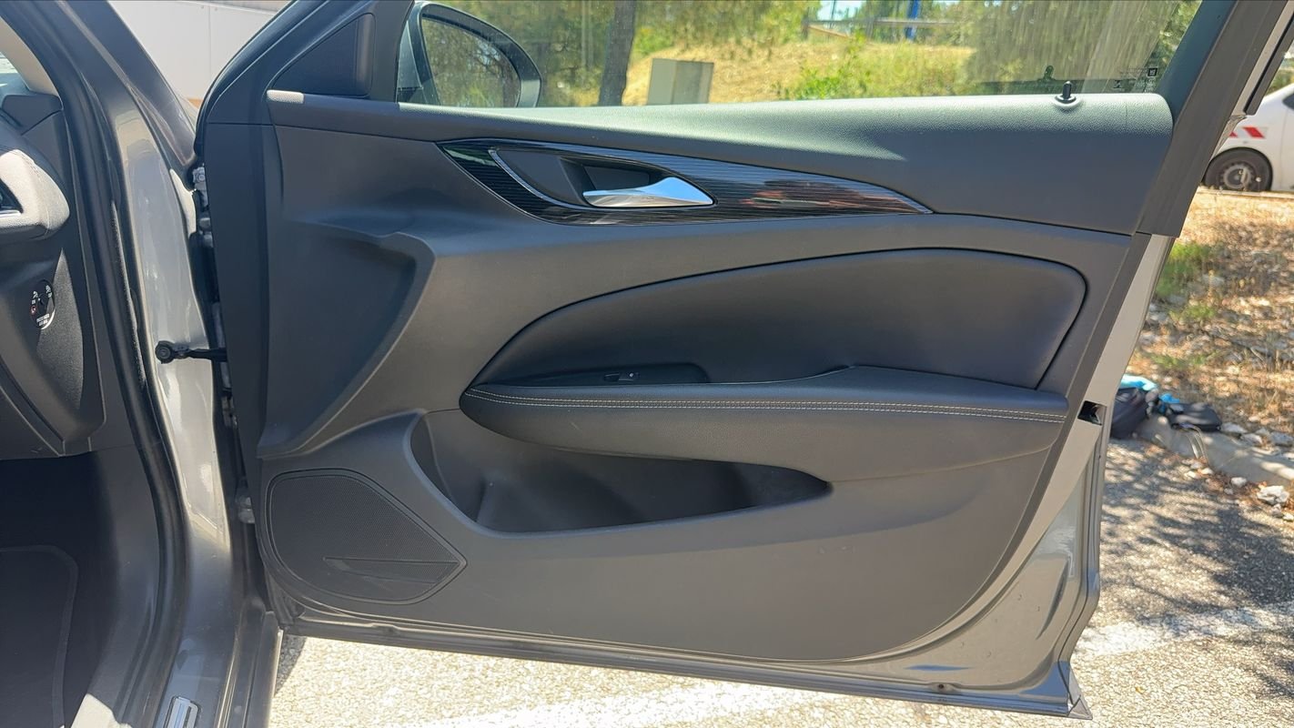 Opel Insignia Sports Tourer - Photo 24
