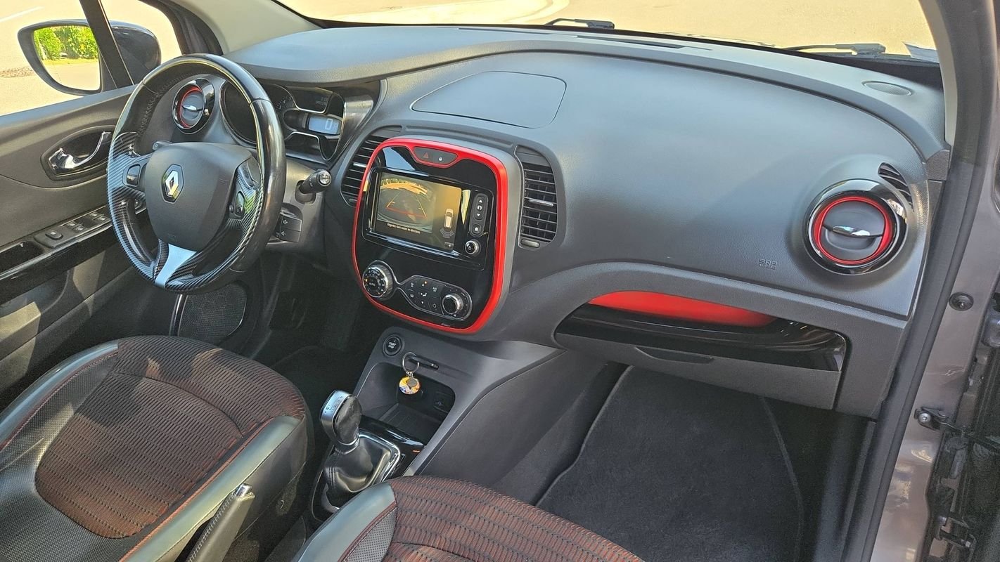 Renault Captur - Photo 10