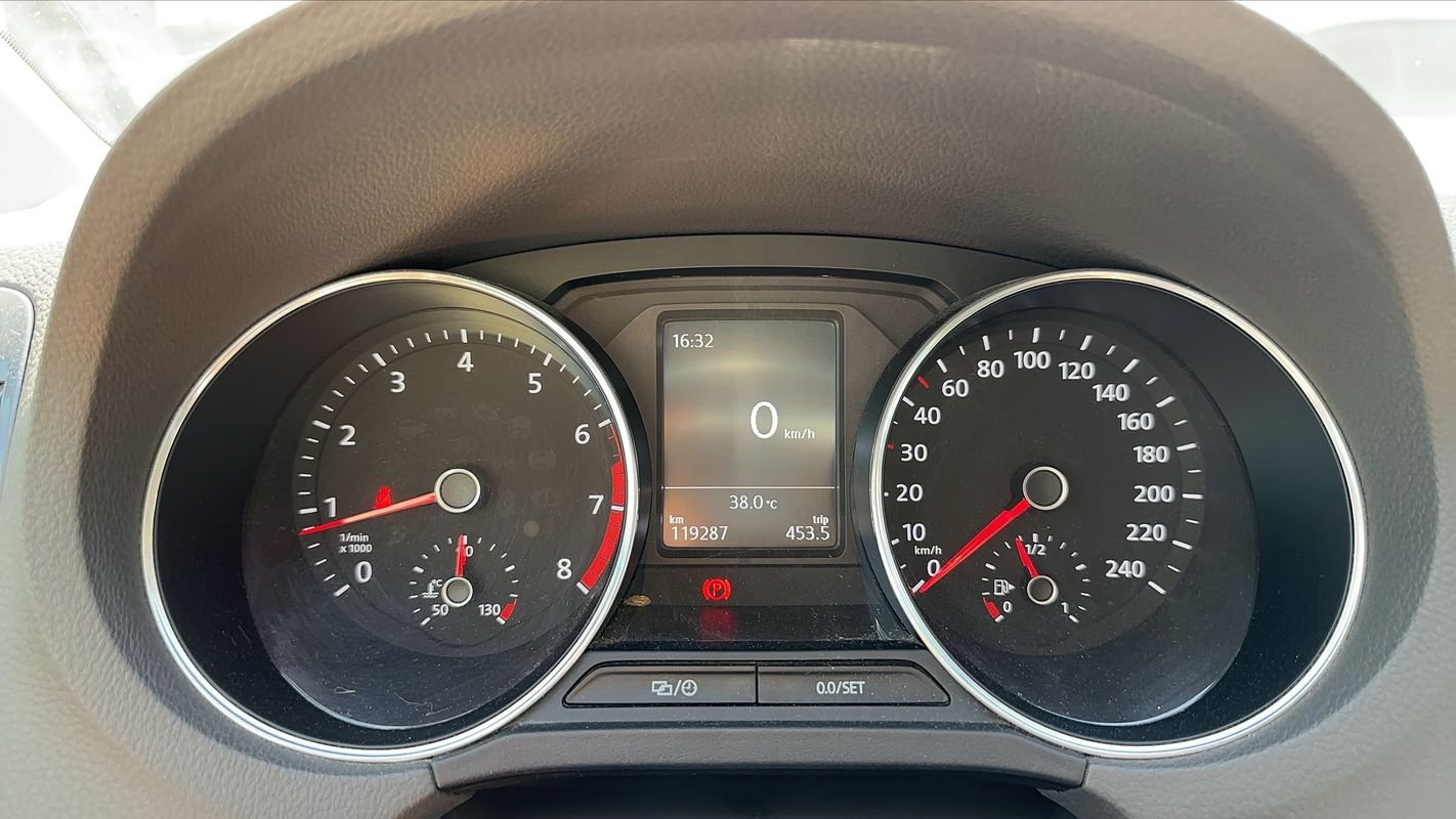 Volkswagen Polo - Photo 12