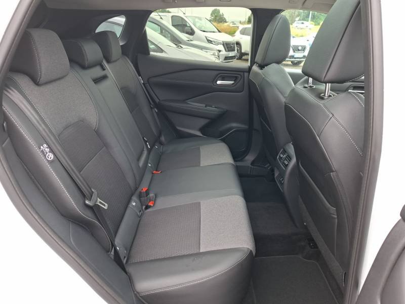 Nissan Qashqai - Photo 32