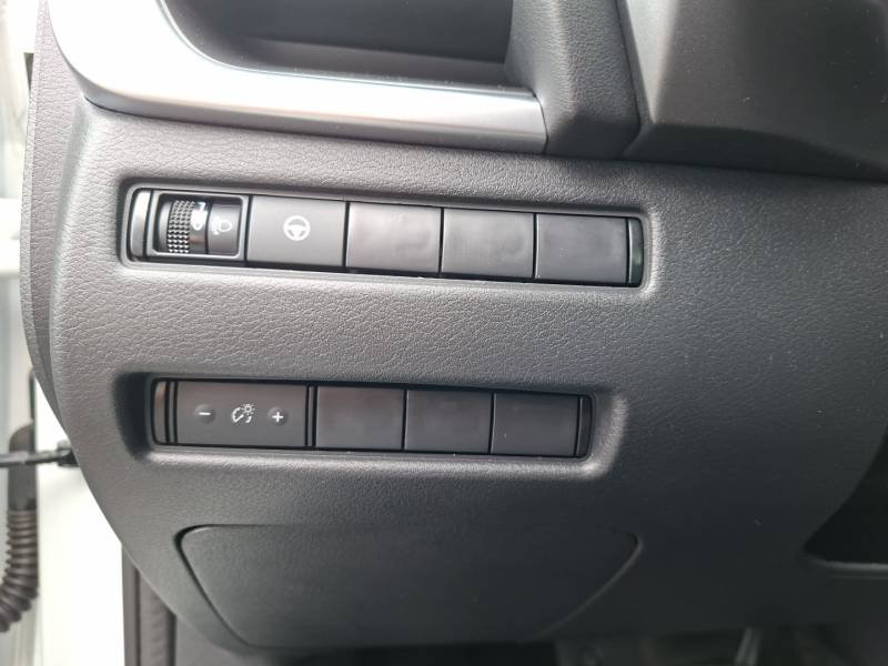 Nissan Qashqai - Photo 37