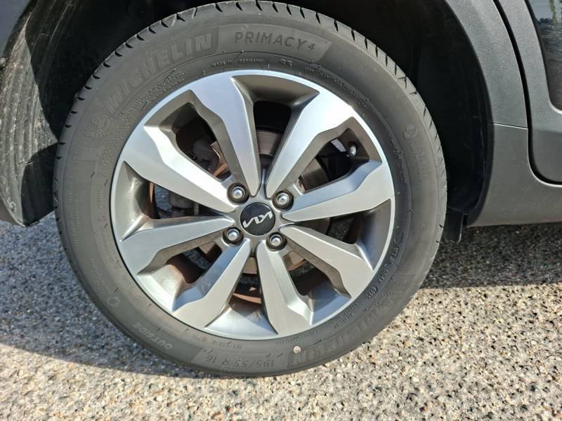 Kia Stonic - Photo 13