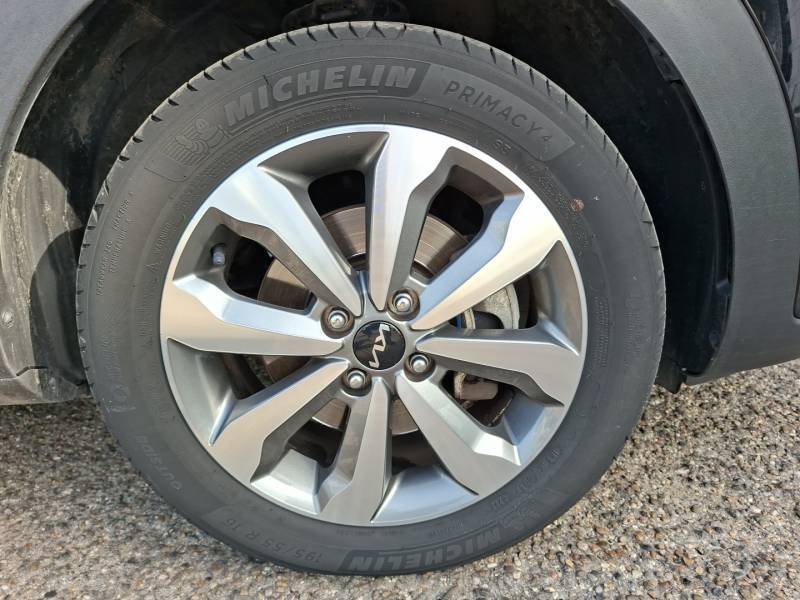 Kia Stonic - Photo 14